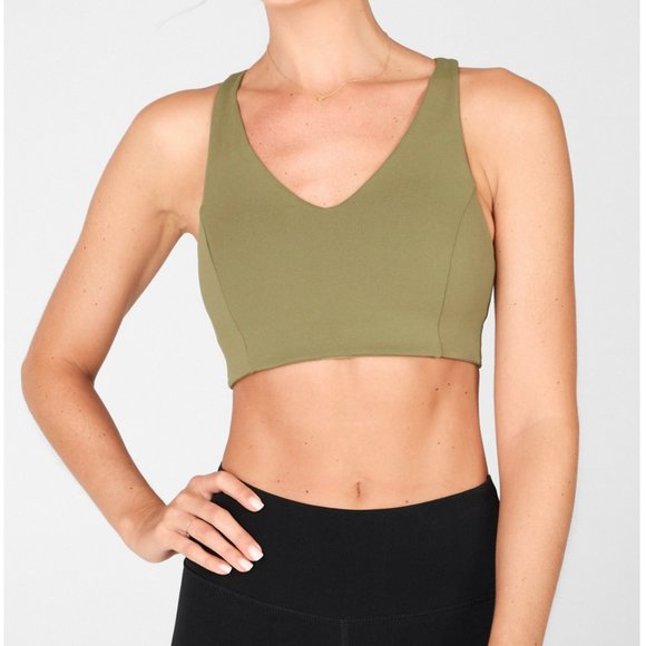 Fabletics - Boost High Impact Sports Bra - Large - Picture 1 of 4